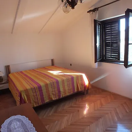 Jole Pola